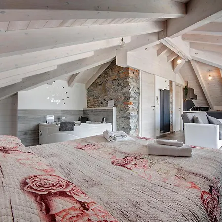 Apartment White - Jacuzzi